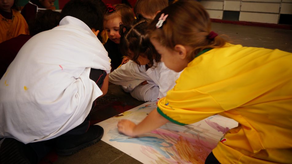 Pintar com Aquarela - Notícias de Turma Escola Grace